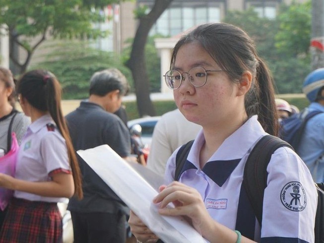 phúc khảo trường phổ thông năng khiếu ảnh 1 phuc khao truong pho thong nang khieu anh 1