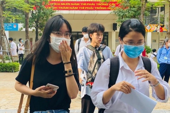 Thi sinh thi tot nghiep THPT dot 2 nhu the nao? hinh anh