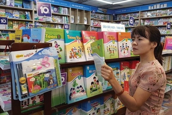 'Cach chuc hieu truong moi xu ly duoc viec nhap nhem sach giao khoa' hinh anh