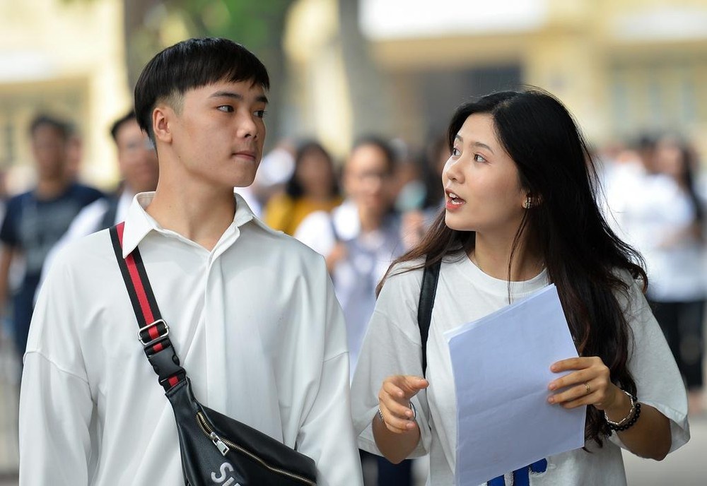 Dai hoc tu thuc dung nhieu chieu tro de tuyen sinh hinh anh