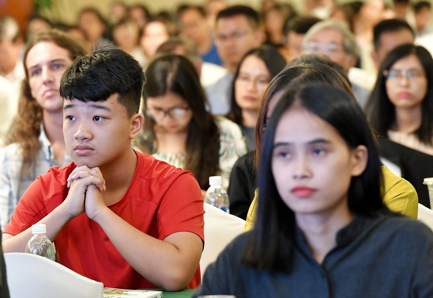 Tac pham cua cau be 13 tuoi doat giai Sach hay 2020 hinh anh