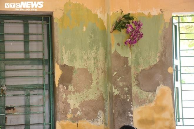 truong tieu hoc Vinh Quang xuong cap anh 4