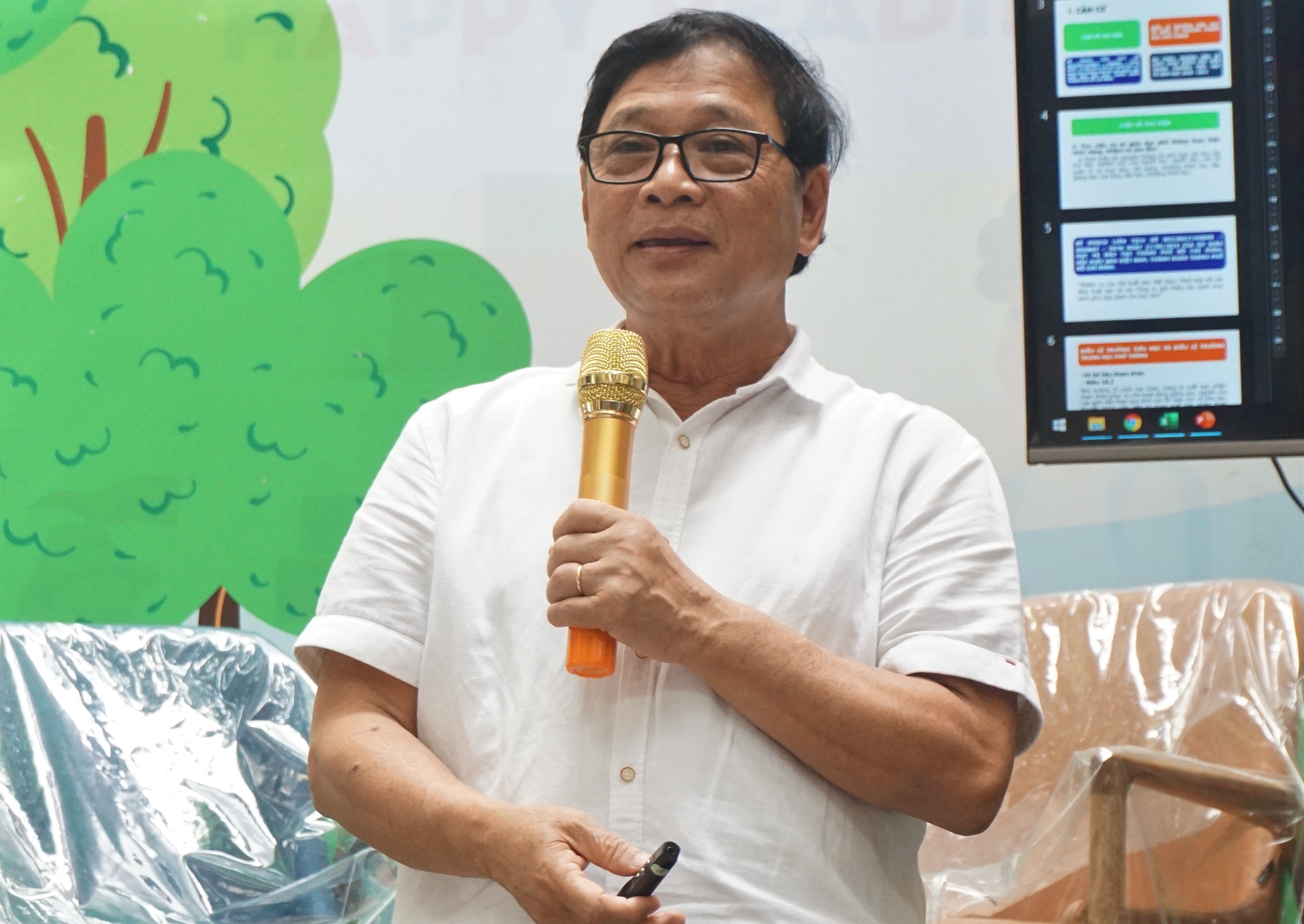 Xay dung danh muc sach bo tro cac mon hoc hinh anh