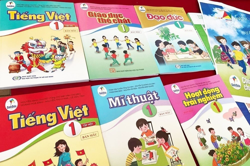 Thay the nhieu bai doc khong phu hop trong sach Tieng Viet 1 hinh anh