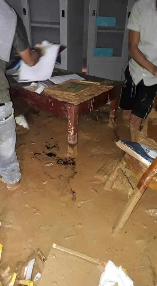 học sinh vùng lũ Quảng Trị  ảnh 8 hoc sinh vung lu Quang Tri anh 8