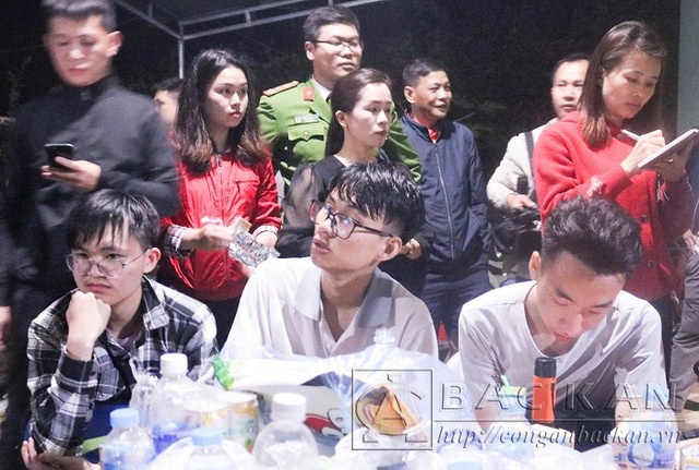 ca nuoc thieu giao vien anh 1