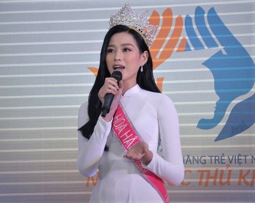 hoa hau do thi ha anh 1