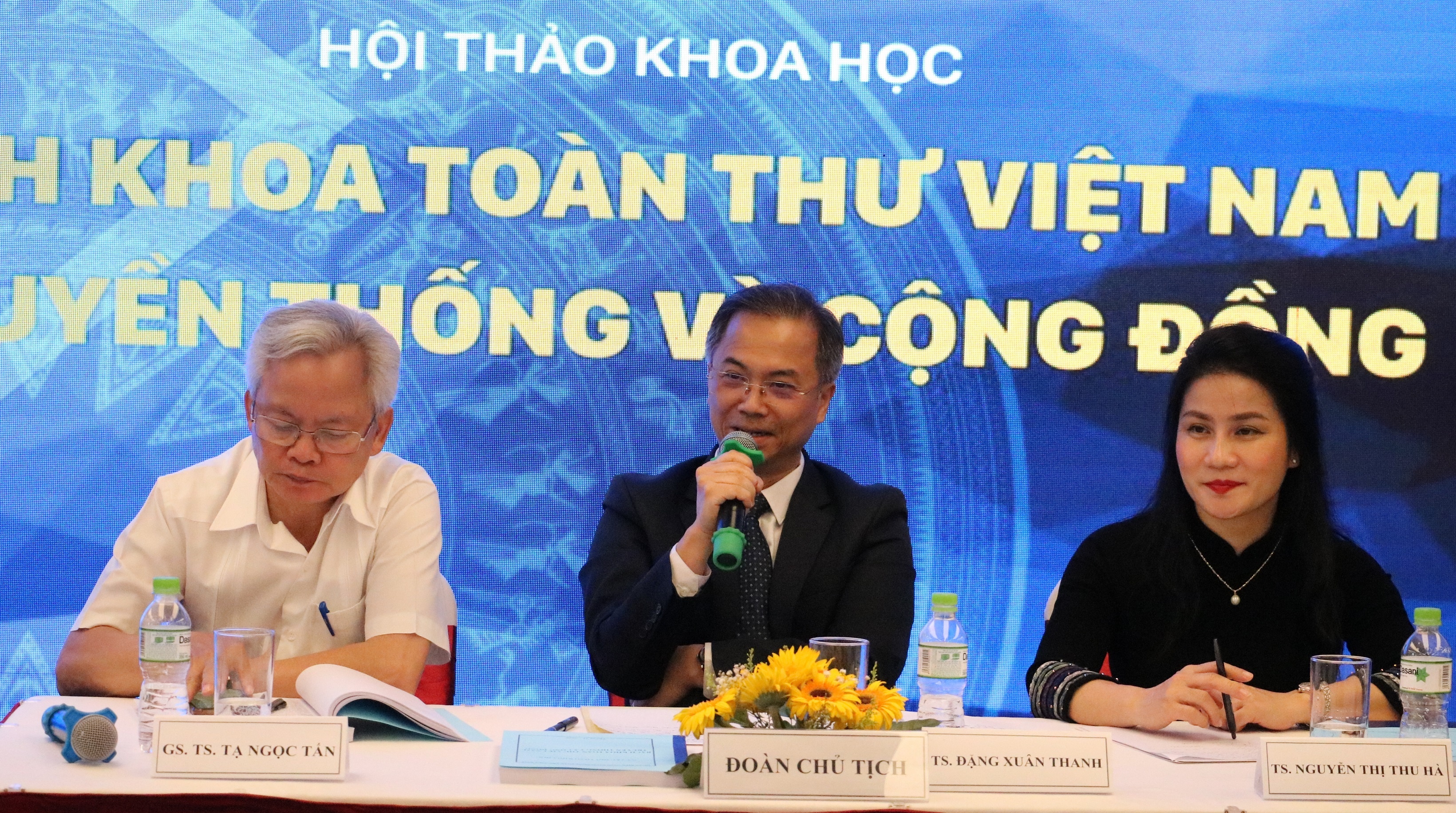 Keu goi cong dong cung bien soan Bach khoa toan thu Viet Nam hinh anh