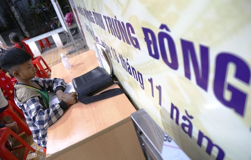 lop hoc tinh thuong ngoai thuy anh 7