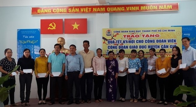 chăm lo Tết cho giáo viên ảnh 1 cham lo Tet cho giao vien anh 1