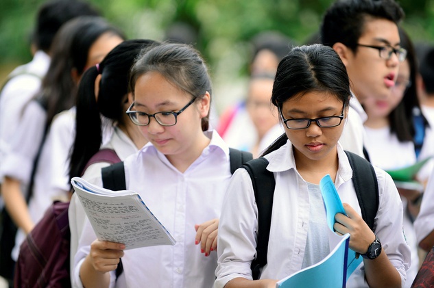 Nha truong phai thuc hien 'ba cong khai' khi tuyen sinh lop 10 hinh anh