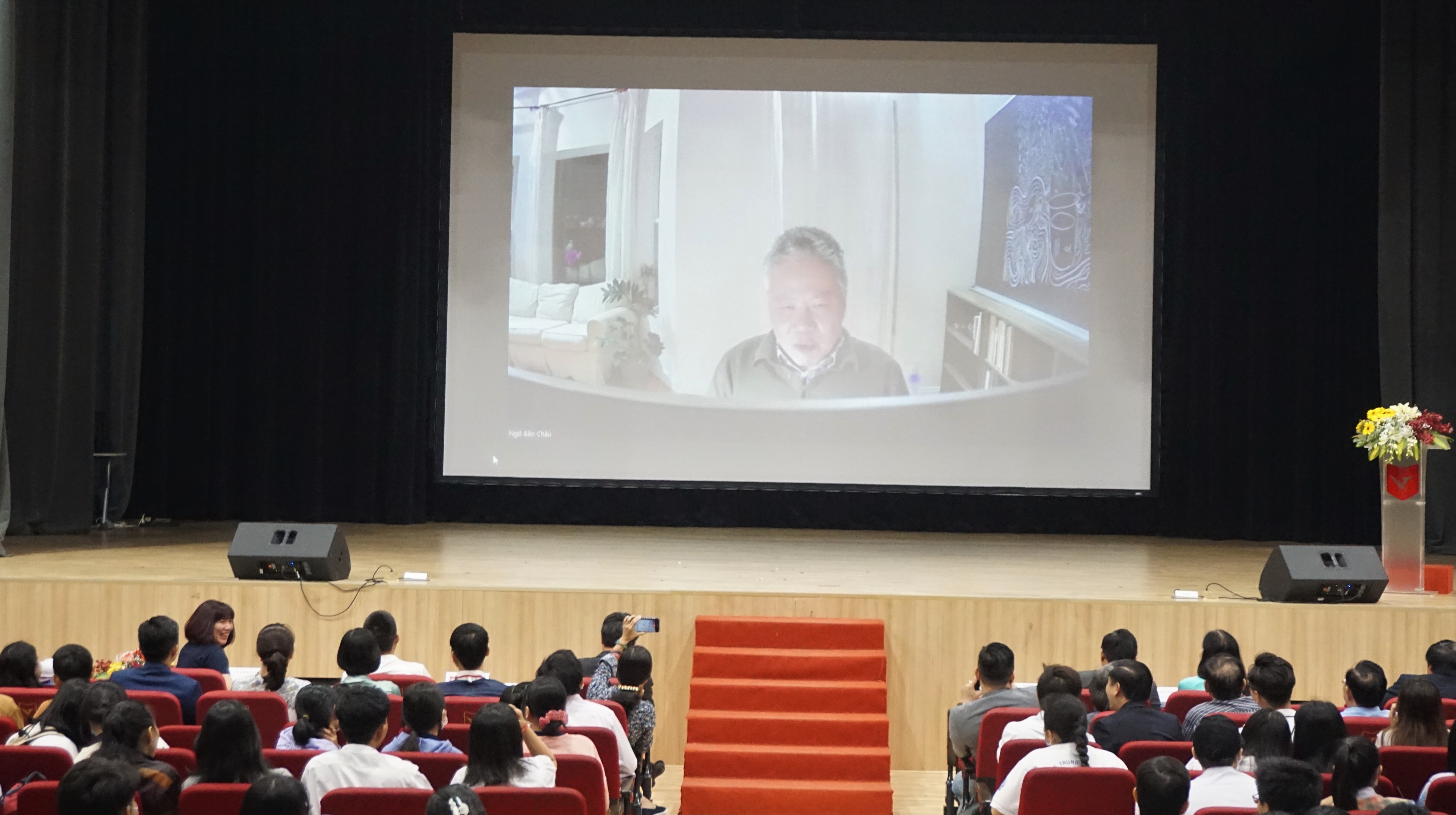 GS Ngo Bao Chau anh 1