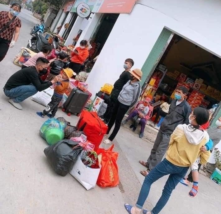 trẻ 4 tuổi cách ly tập trung  ảnh 1 tre 4 tuoi cach ly tap trung anh 1