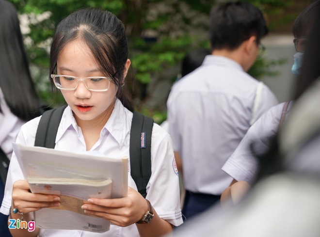 TP.HCM lui lich thi hoc sinh gioi anh 1