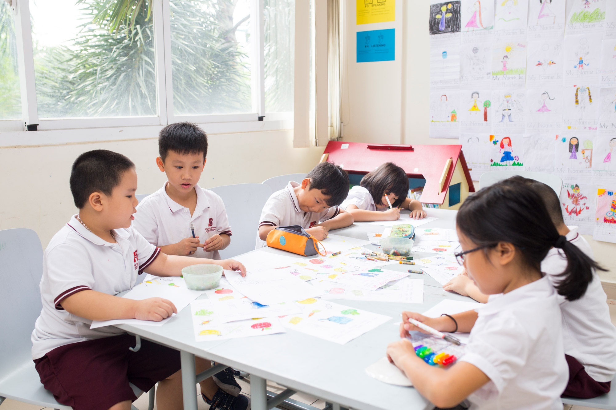 hoc phi bac tieu hoc TP.HCM anh 7