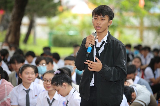 co hoi viec lam sau ra truong anh 1