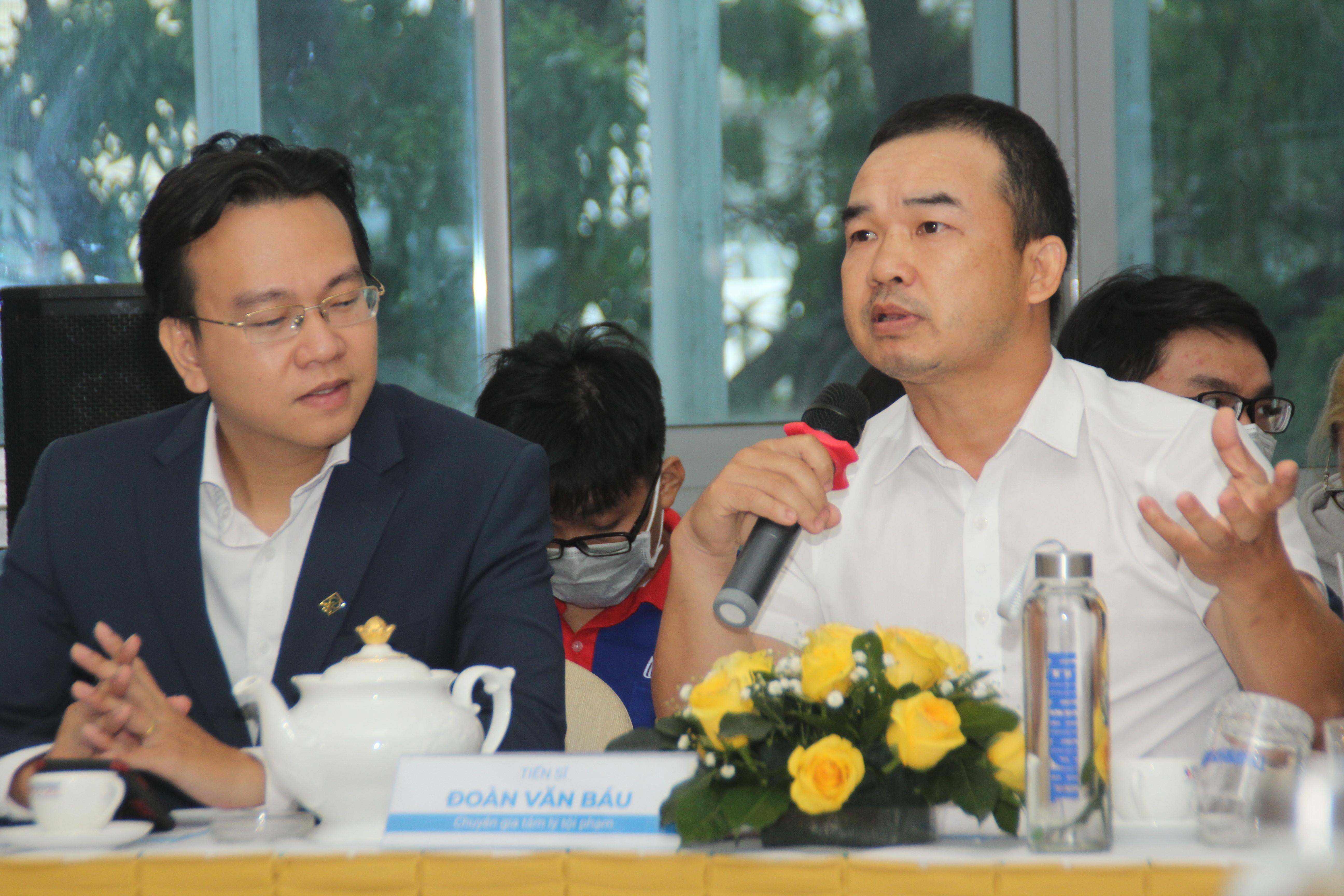 Bao luc hoc duong va cau chuyen 'tha bi duc chu khong chiu nhuc' hinh anh