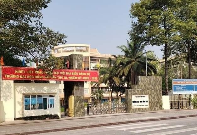 cach chuc vu hieu truong dh dong nai anh 1