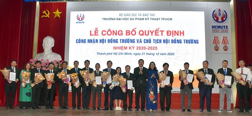 Hiệu trưởng ĐH Sư phạm Kỹ thuật TP.HCM  ảnh 1 Hieu truong DH Su pham Ky thuat TP.HCM anh 1