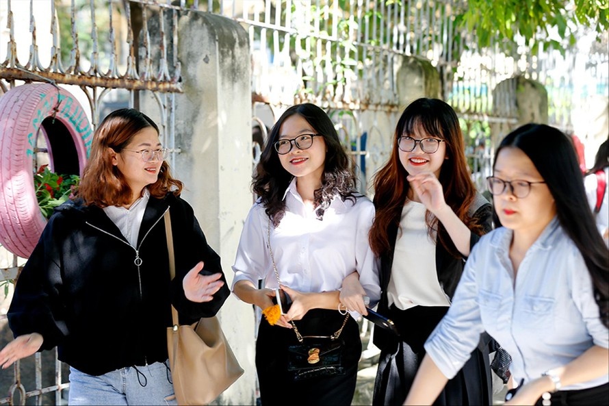 Dat hang dao tao giao vien - vuong du thu hinh anh