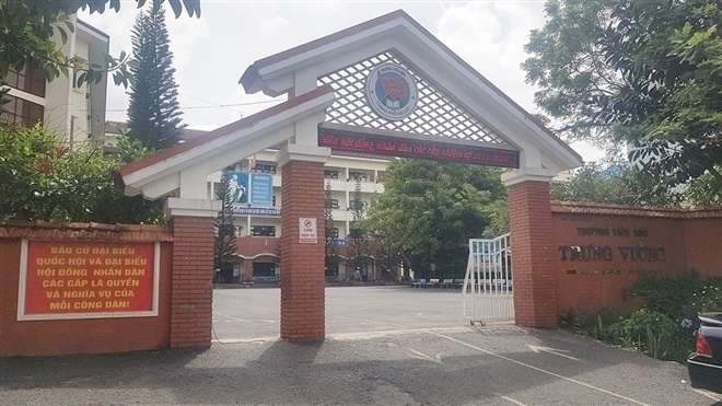 Co giao danh tim mong hoc sinh o Lam Dong bi ky luat canh cao hinh anh