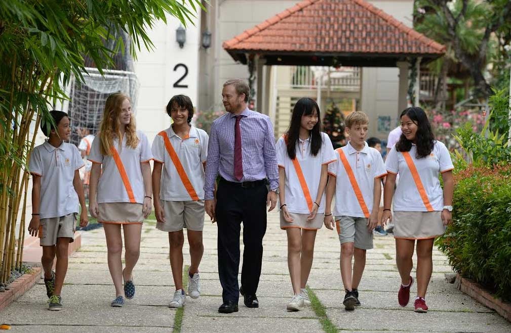 hoc phi pho thong truong quoc te anh 7