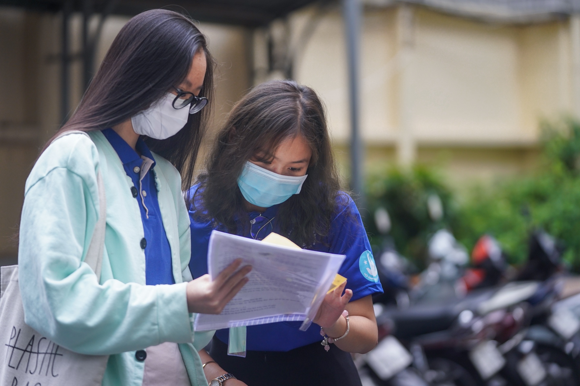 Thi sinh thi vao lop 10 o TP.HCM phai khai bao y te hang ngay hinh anh