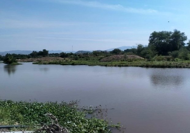 Hai hoc sinh o Binh Thuan duoi nuoc khi tam song hinh anh