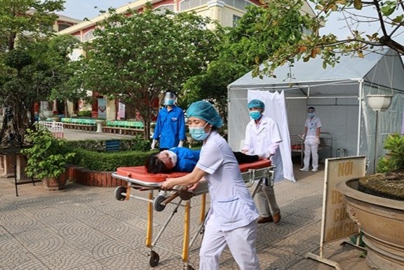 Ha Noi dien tap phong, chong dich Covid-19 trong ky thi vao lop 10 hinh anh