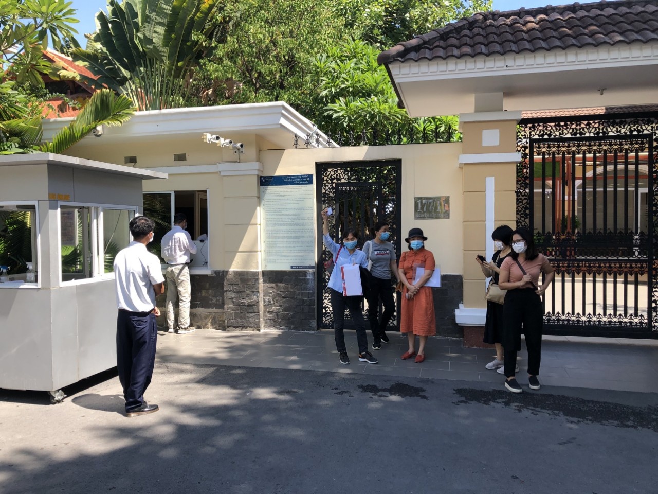 truong quoc te A Chau tu choi hoc sinh anh 3