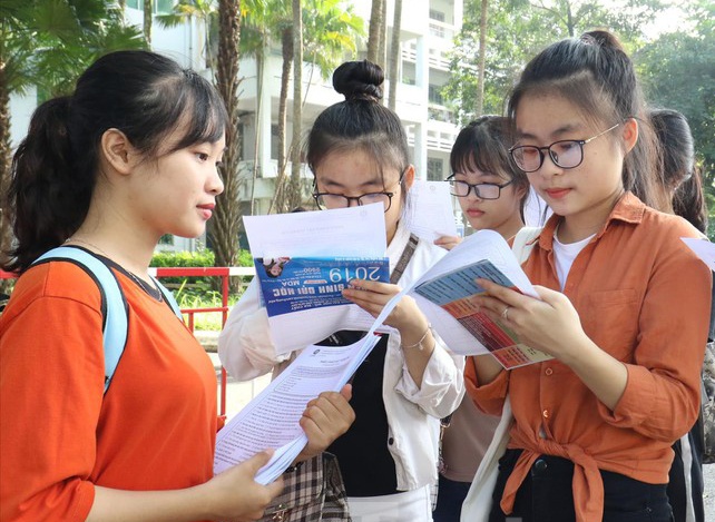 Xét tuyể học bạ ảnh 1 Xet tuye hoc ba anh 1