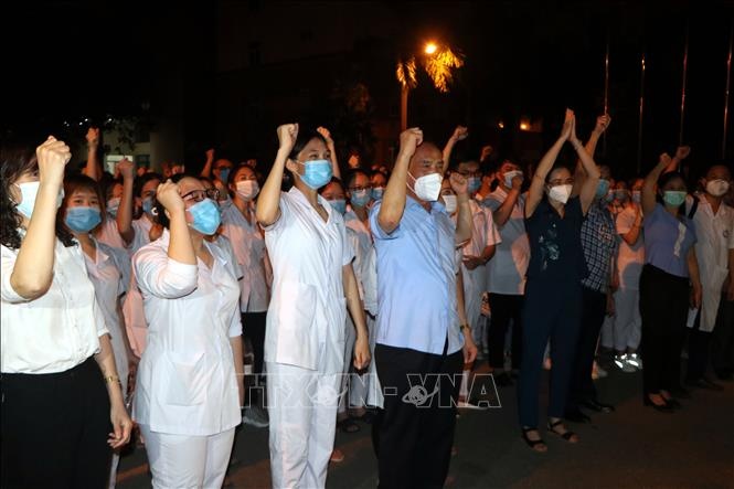 sinh vien chi vien cho TP.HCM anh 2