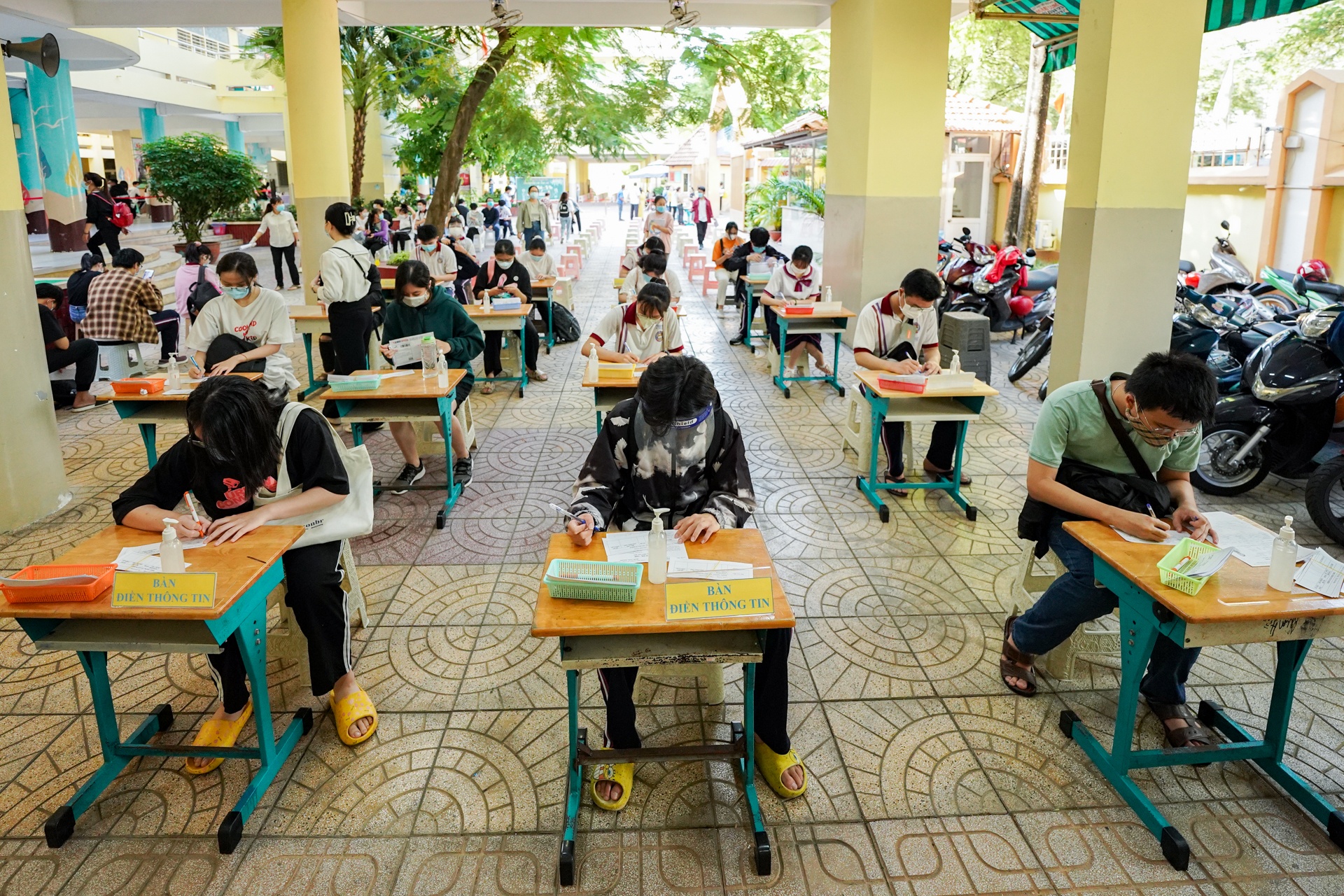 xét nghiệm thí sinh TP.HCM ảnh 2 xet nghiem thi sinh TP.HCM anh 2