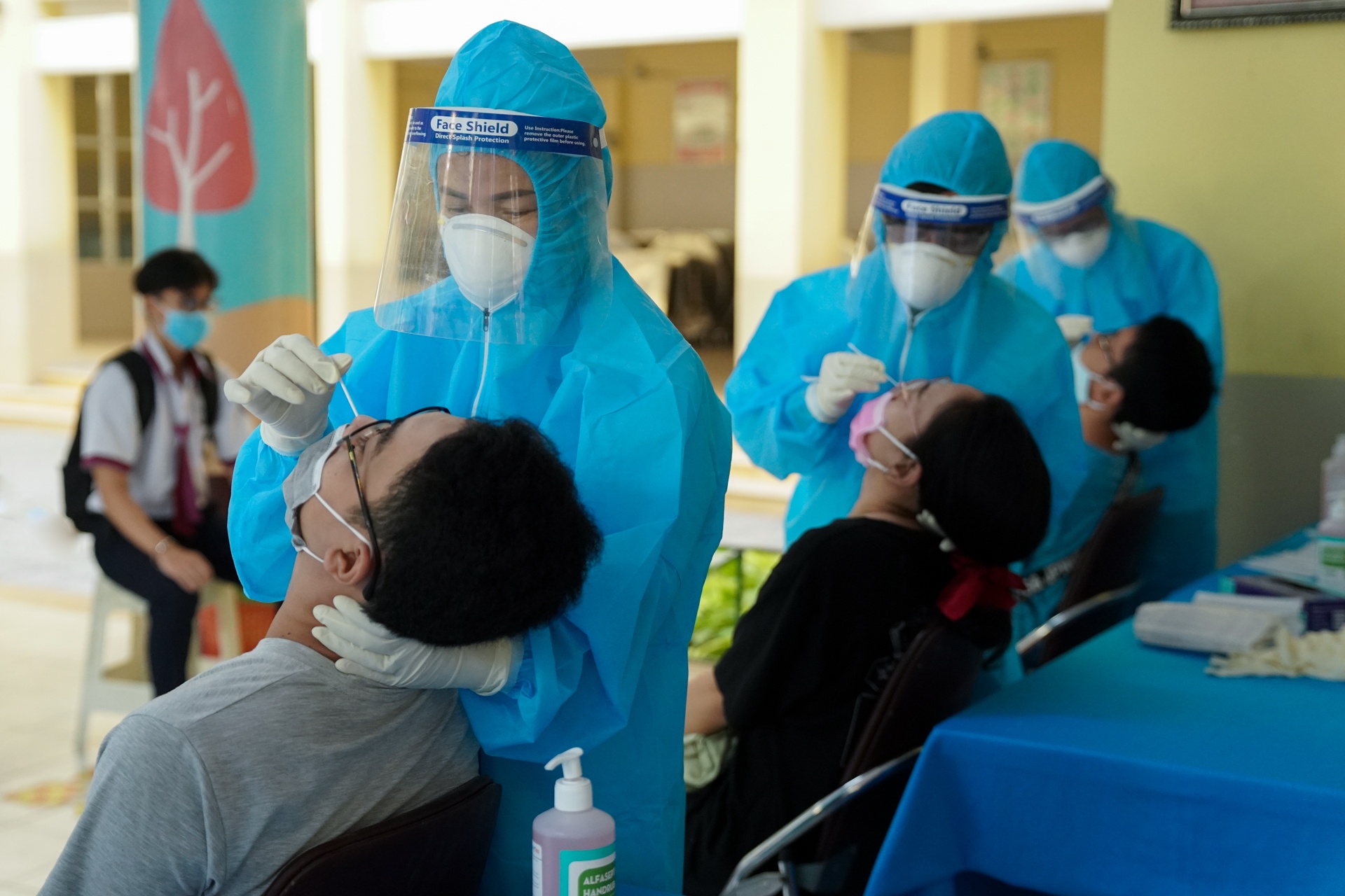 thi tot nghiep THPT 2021 anh 1