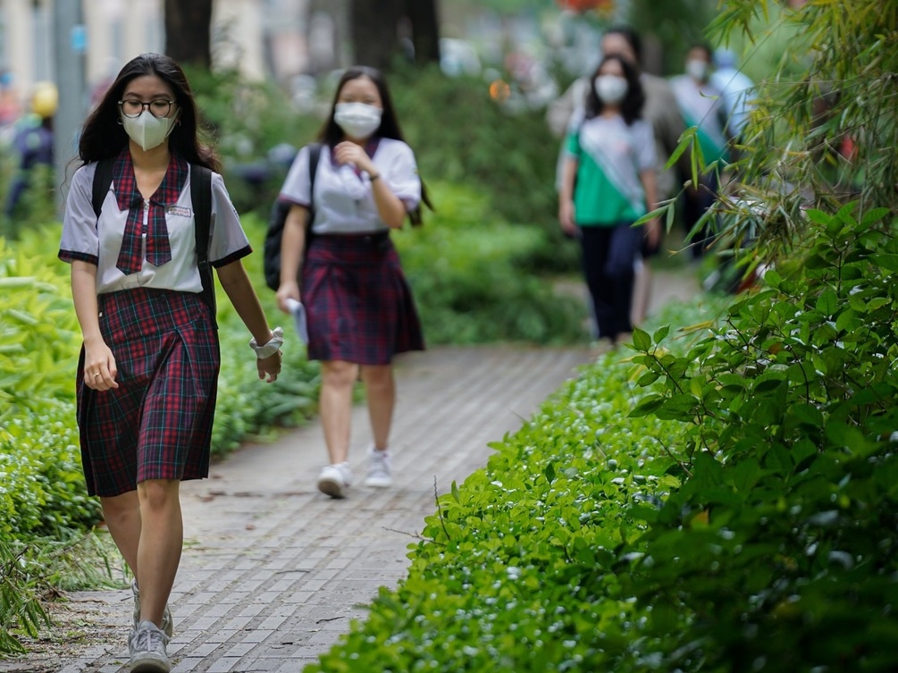 Diem truong o TP.HCM van to chuc thi sau ca duong tinh voi nCoV hinh anh