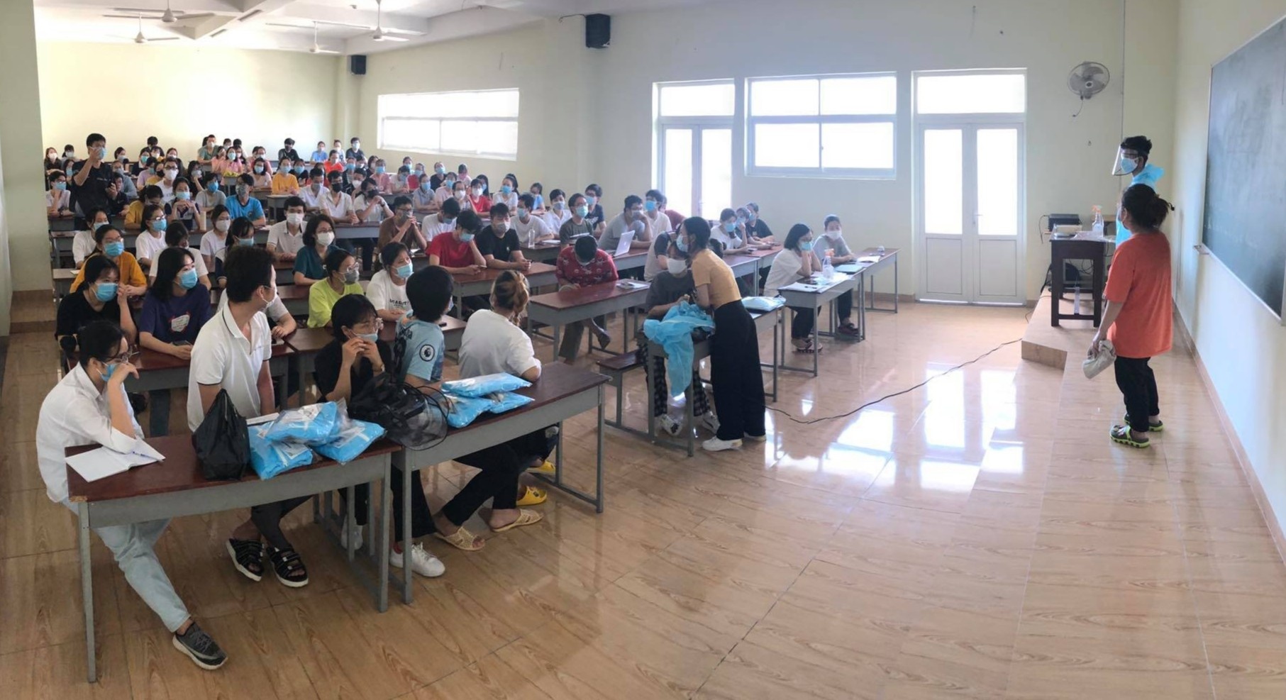 xet nghiem Covid-19 anh 4