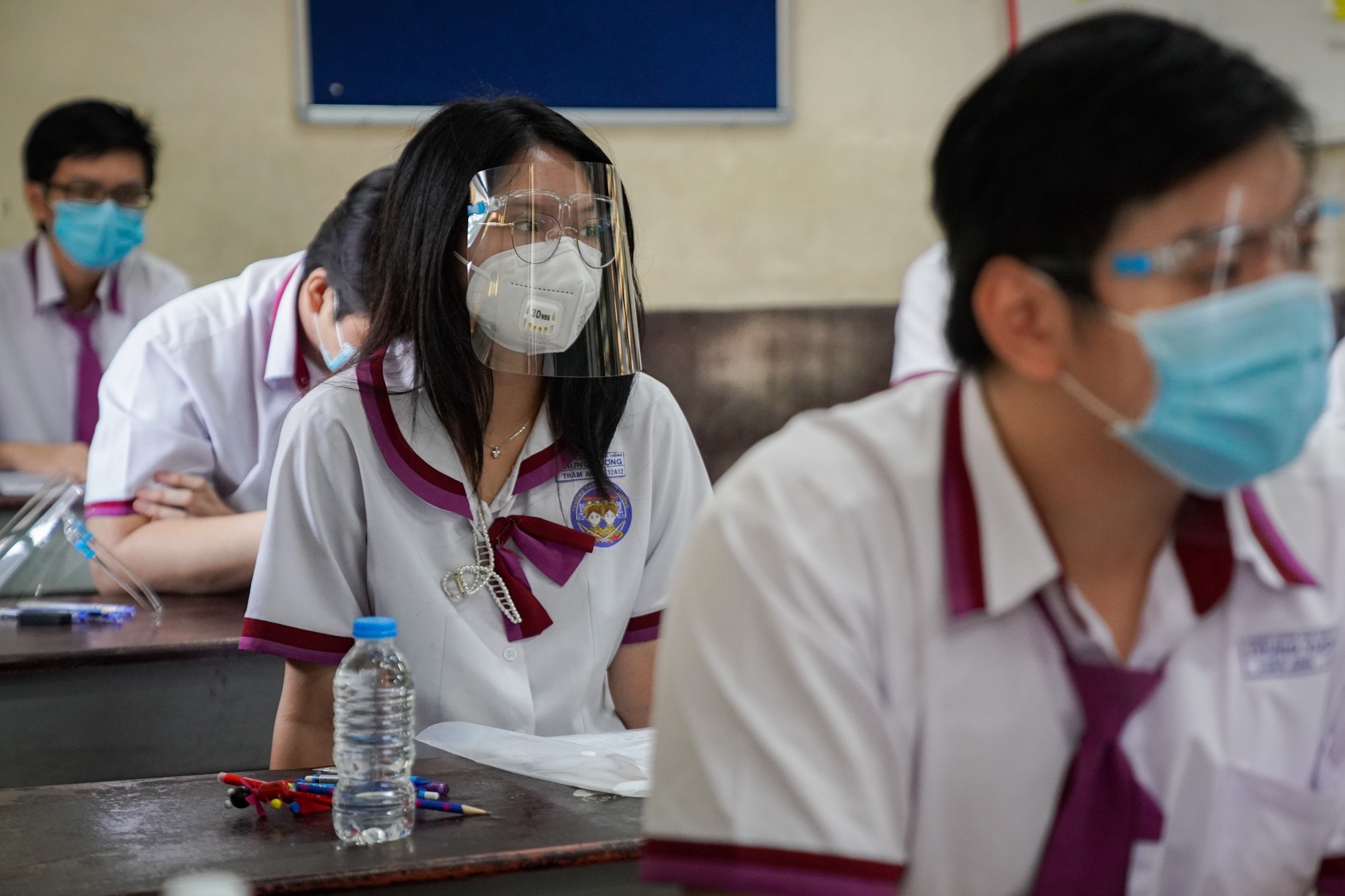 TP.HCM khao sat y kien thi sinh thi tot nghiep THPT dot 2 hinh anh