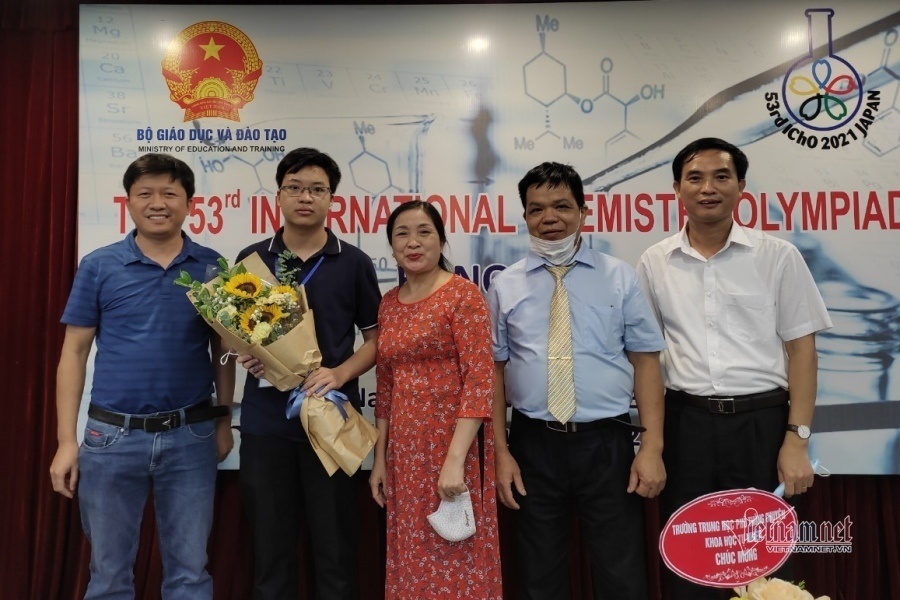 huy chương vàng hóa học  ảnh 1 huy chuong vang hoa hoc anh 1