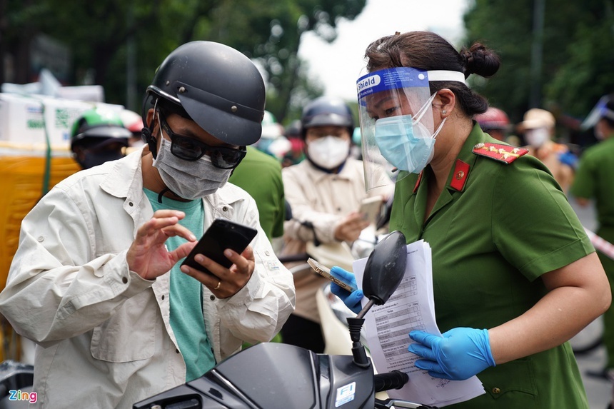 Khai bao di bien dong anh 2