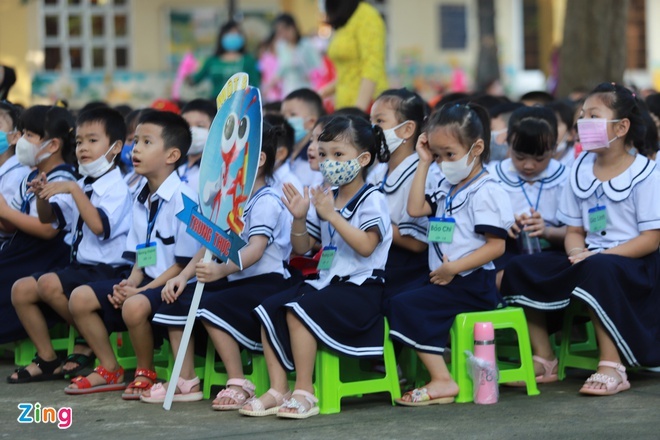 lich khai giang TP.HCM anh 1