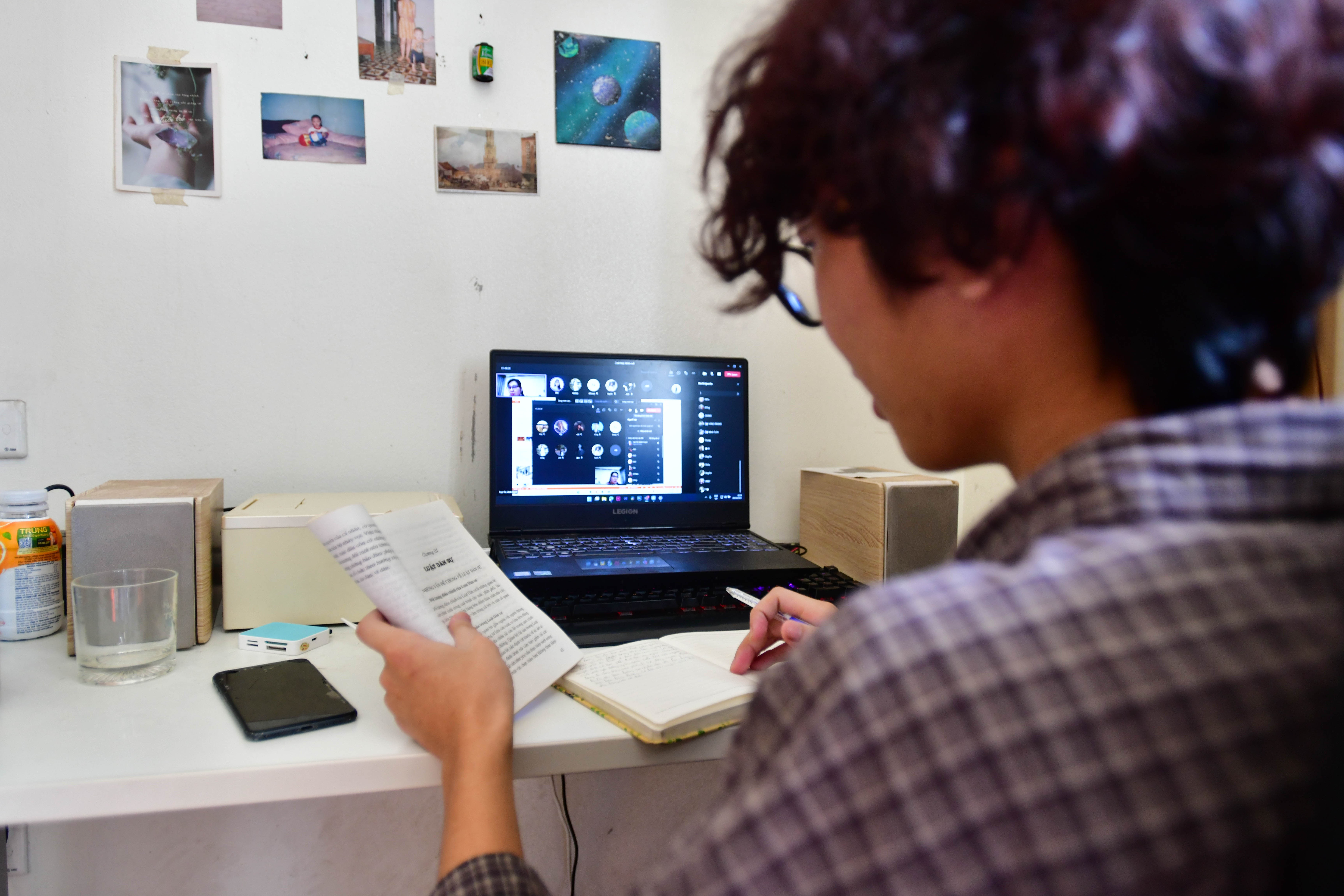 De xuat mo cua truong o vung an toan anh 2