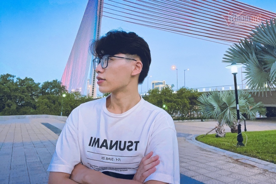 sinh vien ngoai thuong ap luc muc luong nghin do anh 1