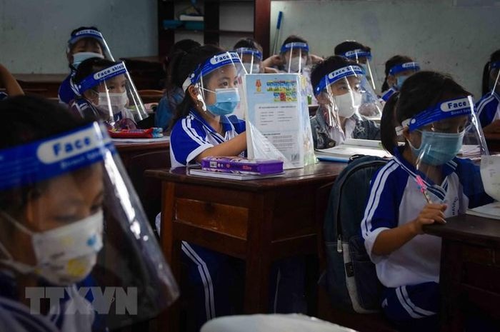 dung day online voi tieu hoc anh 2