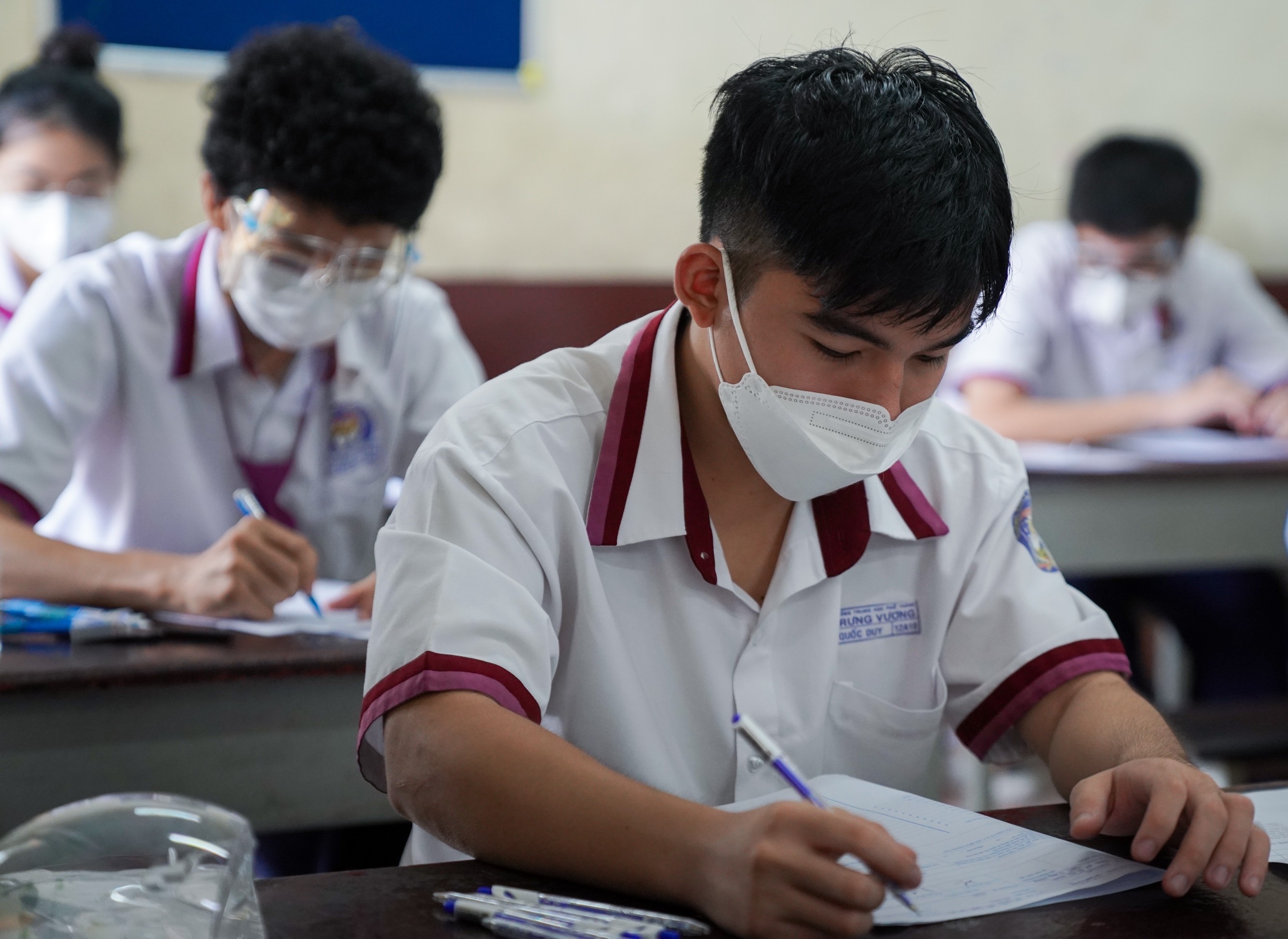 TS Dam Quang Minh: Dai hoc can tuyen nguoi phu hop thay vi hoc gioi hinh anh