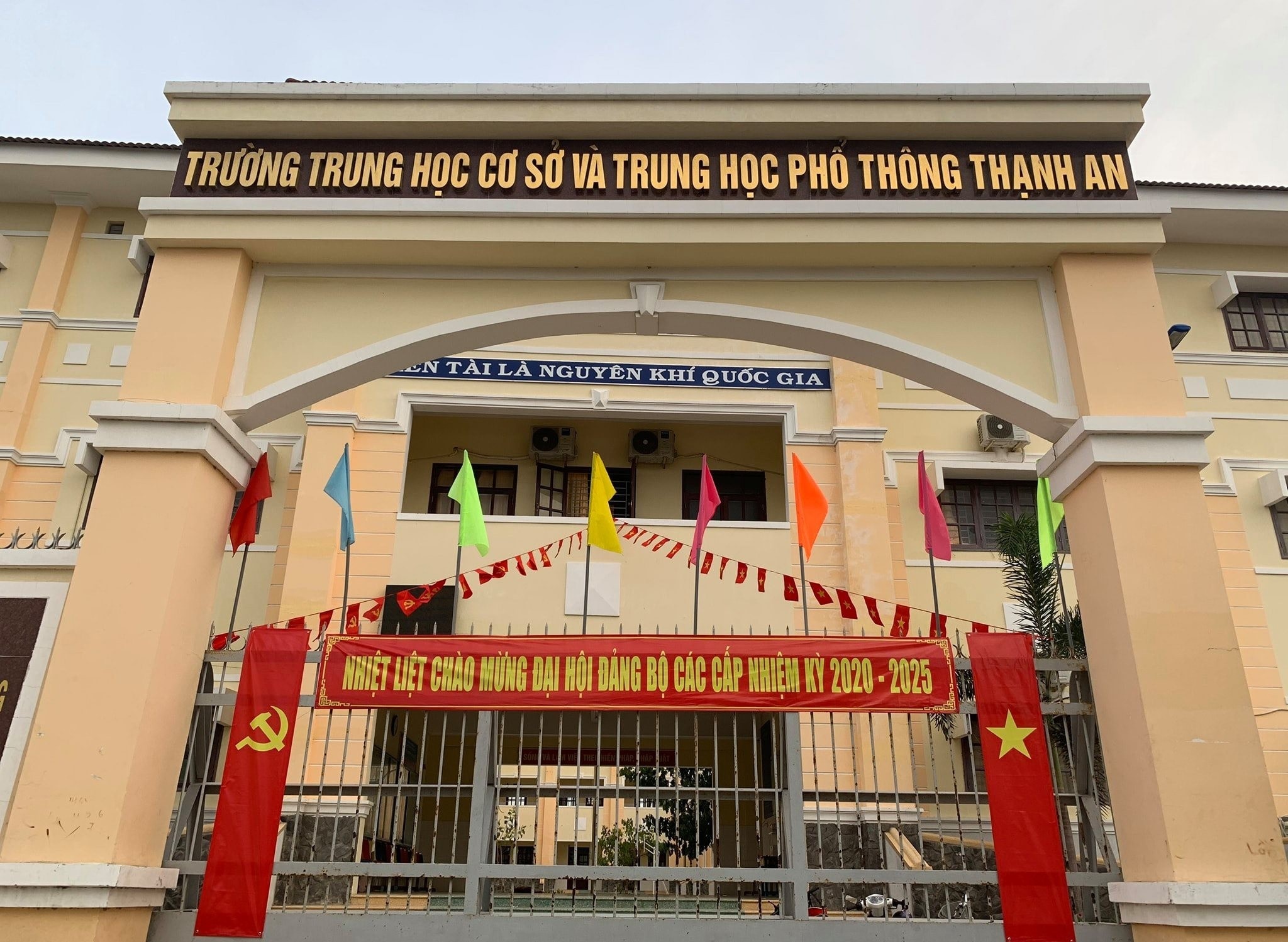 TP.HCM chua cho phep hoc sinh xa dao Thanh An toi truong hinh anh