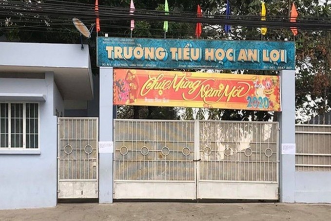 Thay giao xin nghi viec vi moi truong 'phi giao duc' hinh anh