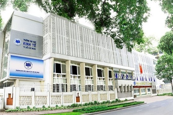 DH Kinh te TP.HCM ly giai viec doi ten thanh DH UEH hinh anh