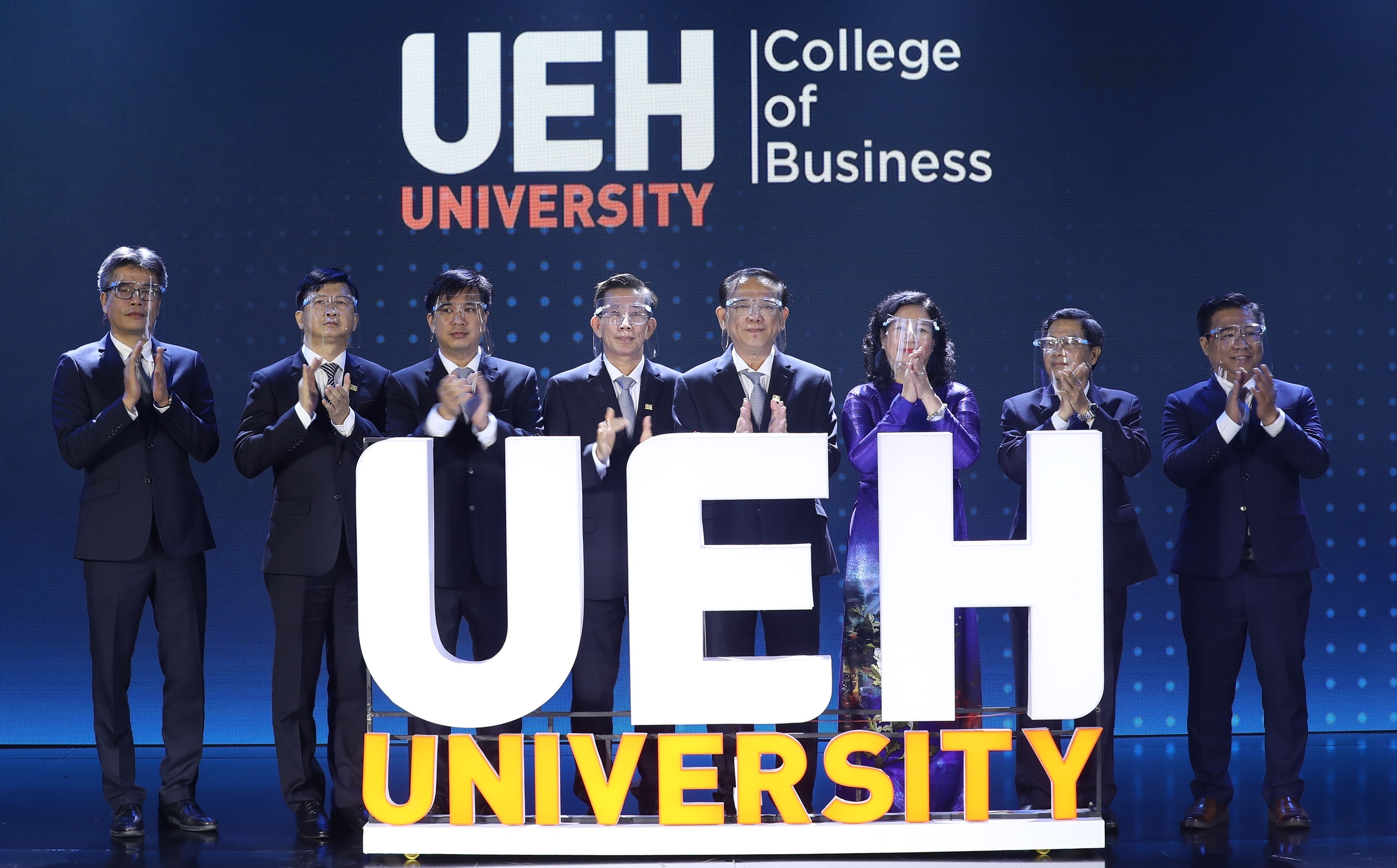 ĐH Kinh tế TP.HCM ra mắt 3 trường thành viên  ảnh 1 DH Kinh te TP.HCM ra mat 3 truong thanh vien anh 1
