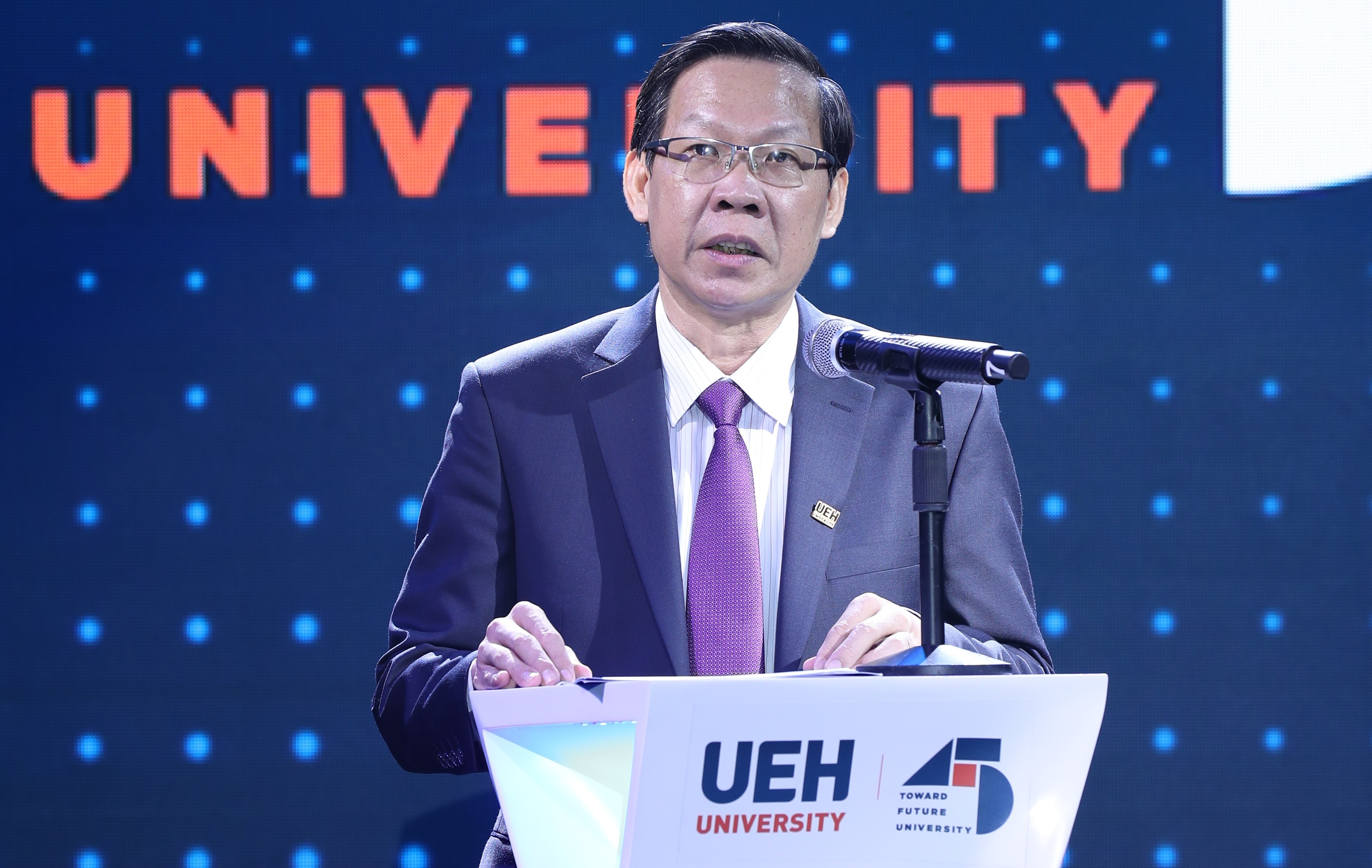 ĐH Kinh tế TP.HCM ra mắt 3 trường thành viên  ảnh 2 DH Kinh te TP.HCM ra mat 3 truong thanh vien anh 2
