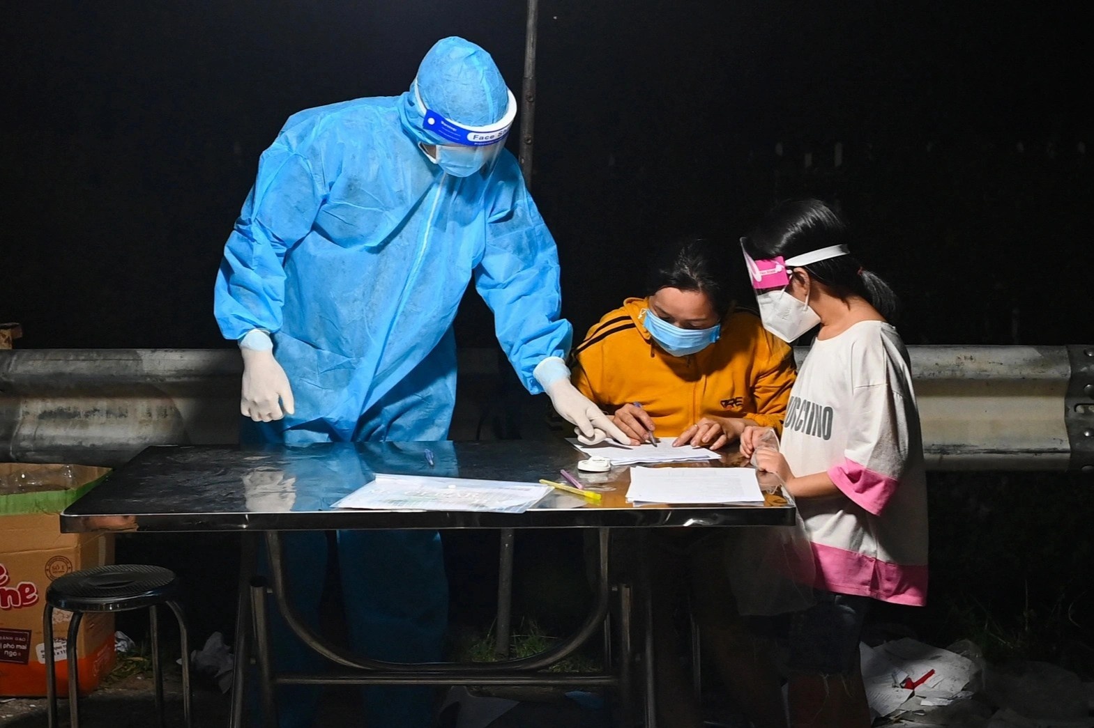 De xuat ho tro cho hoc sinh co nhu cau ve TP.HCM hinh anh